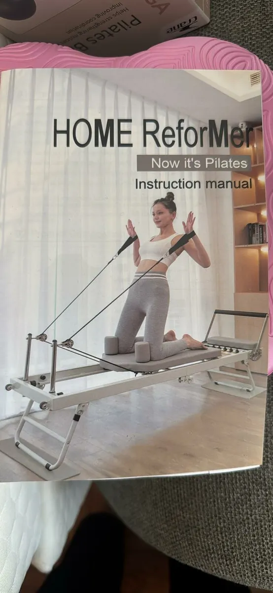 Pilates reformer - Image 1