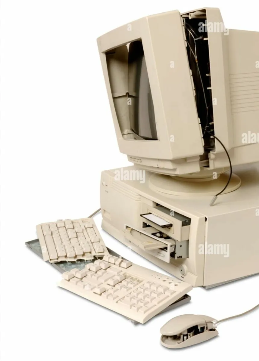 FREE Collection of Old Computers, Consoles - Image 2