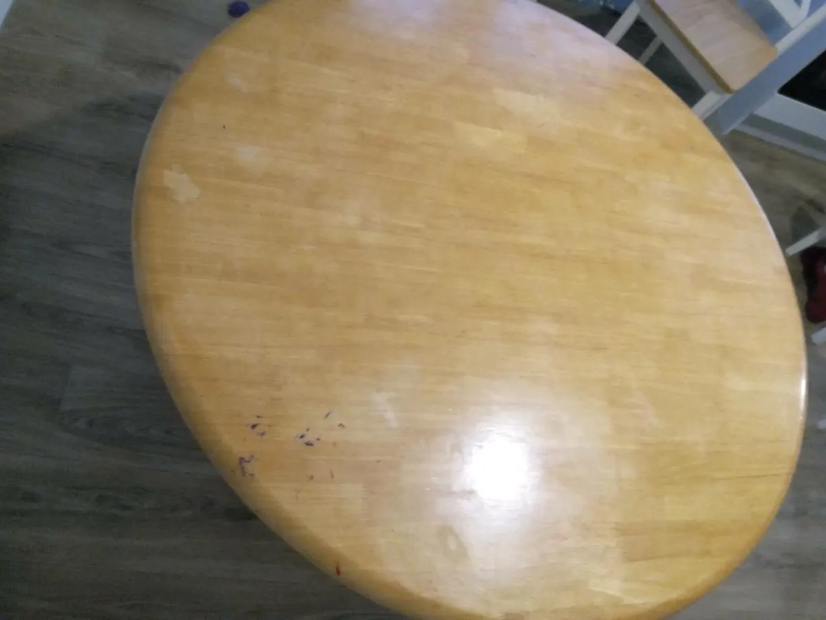 Kitchen table - Image 2