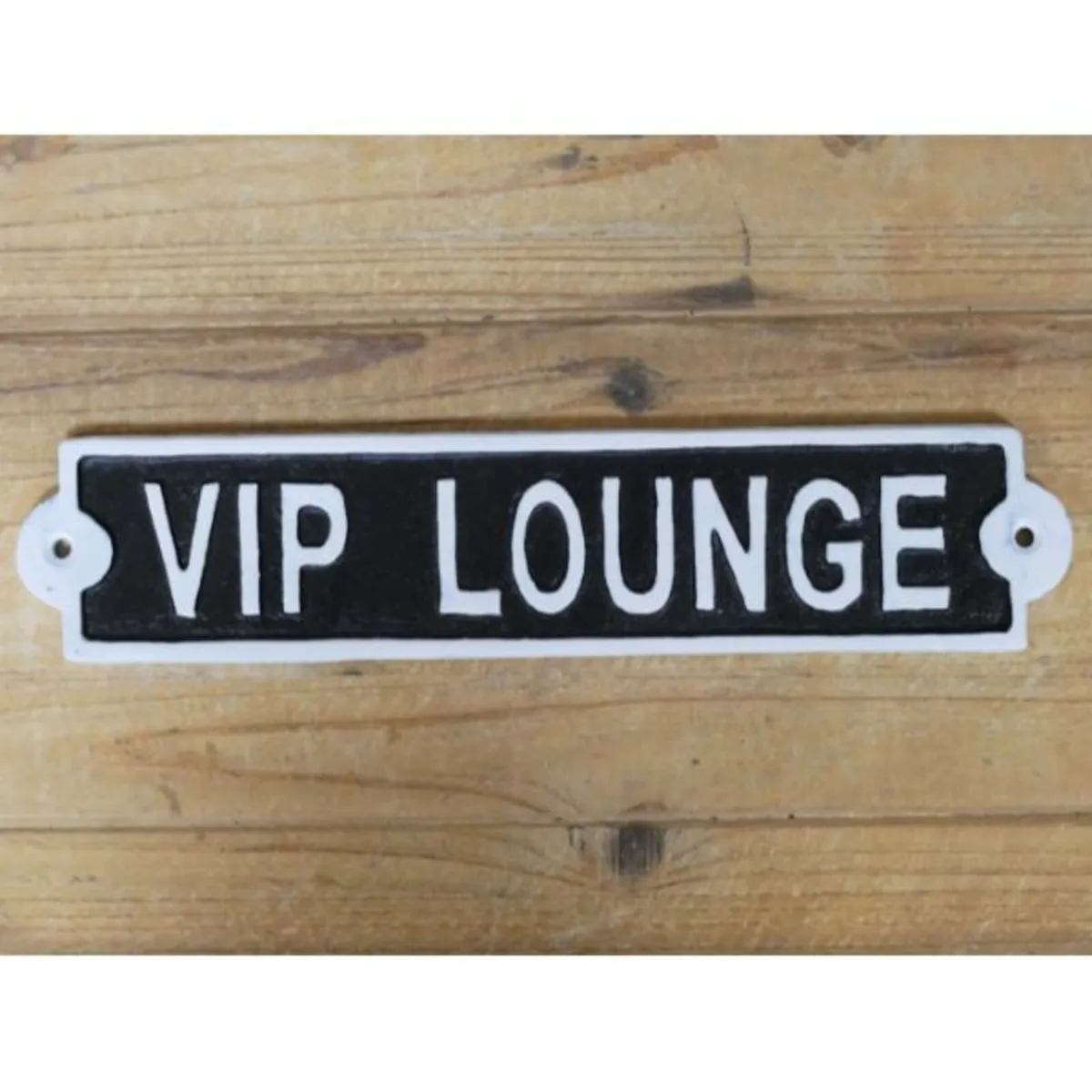 VIP Lounge – D8902