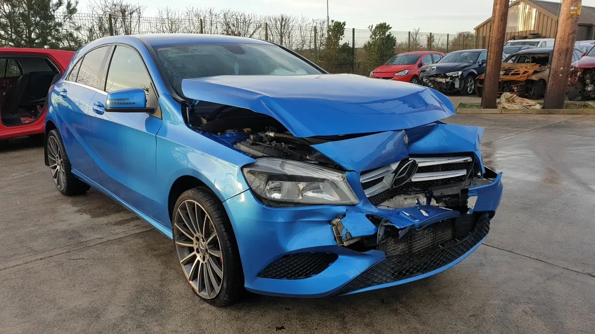 *For parts* Mercedes A-Class, 1.5 dsl 6 speed 2015 - Image 3