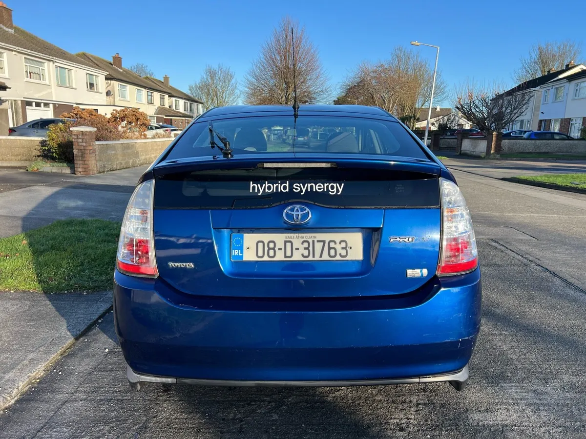 Toyota Prius 1.5 hybrid - Image 4