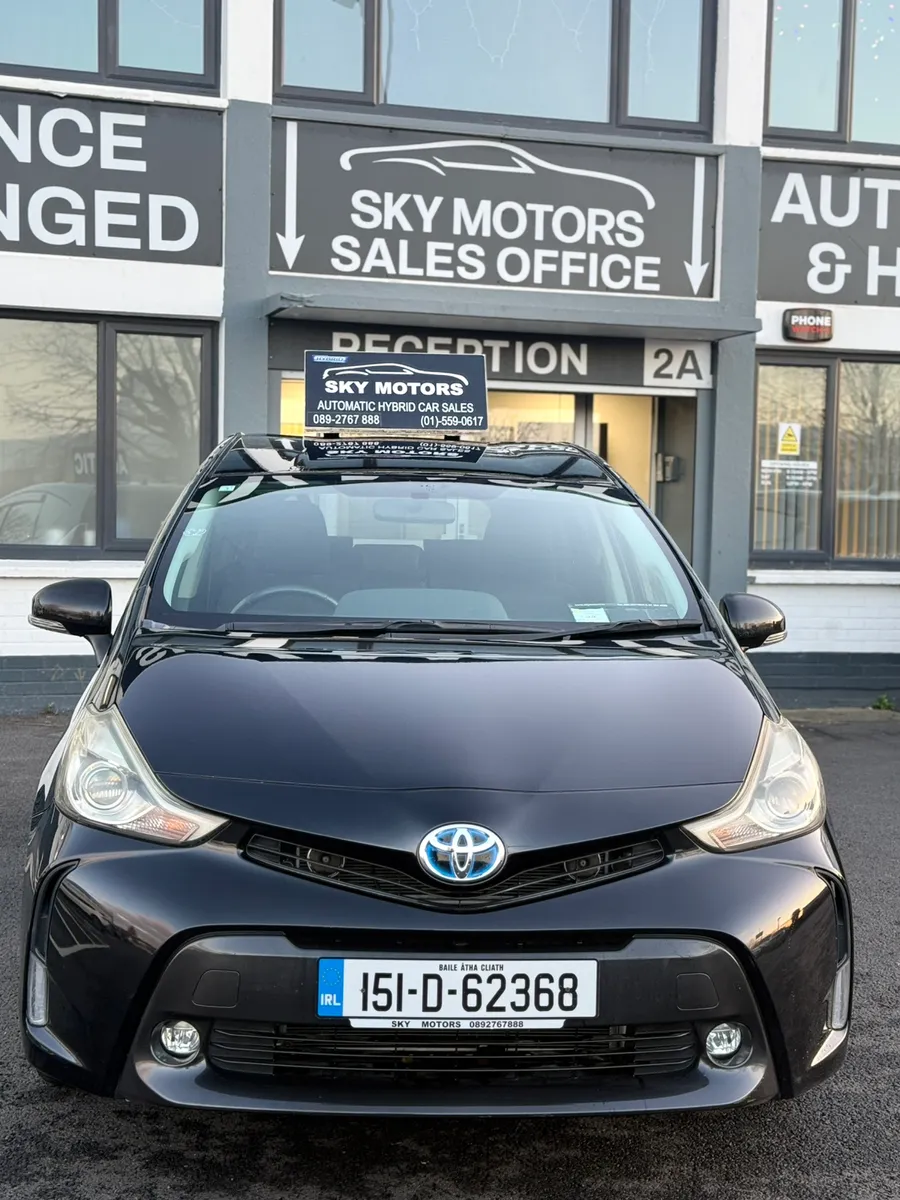 2015 Toyota Prius Plus/alpha1.8 Hybrid auto 7Seate - Image 1