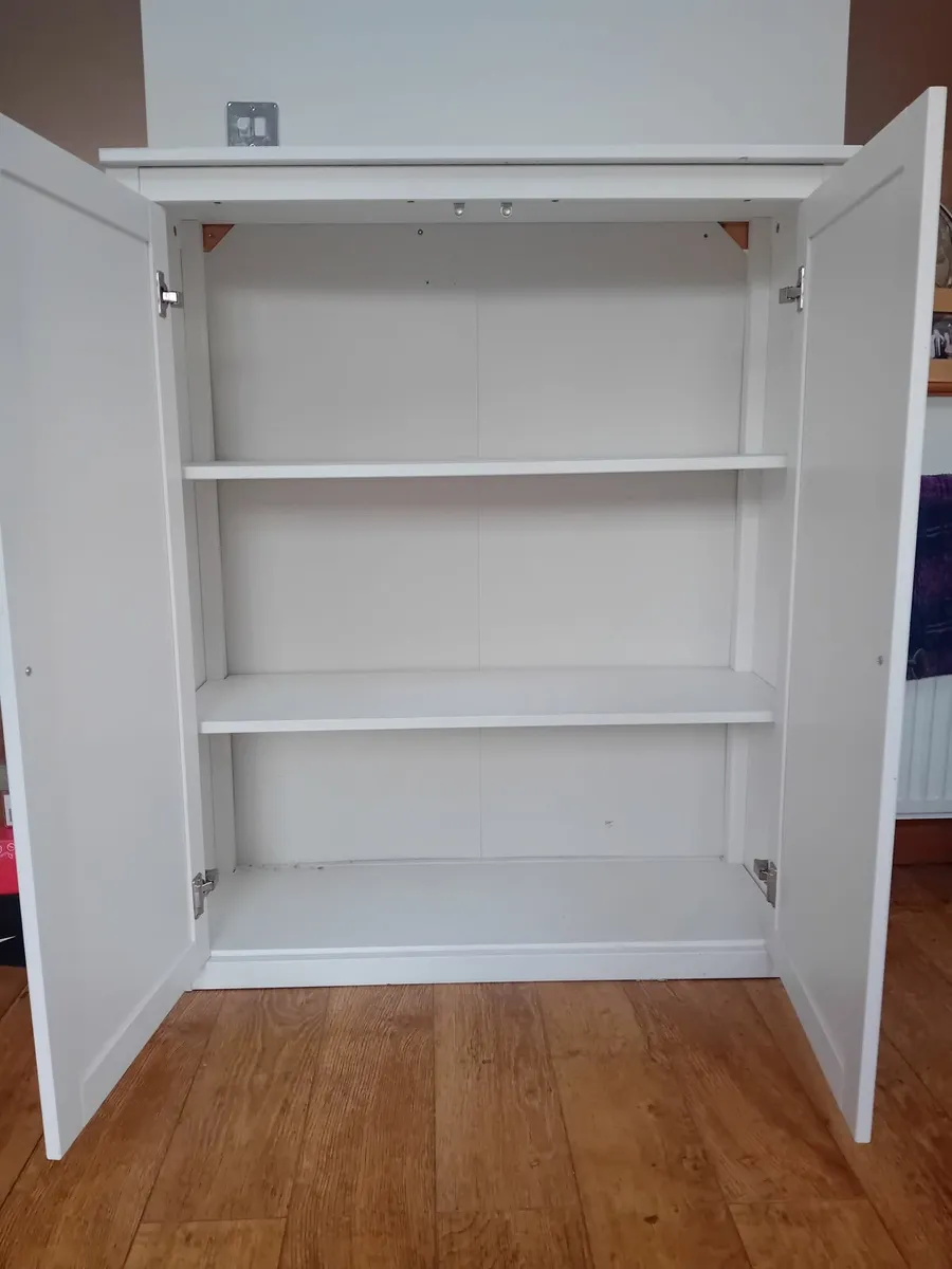 Storage cabinet - Image 2