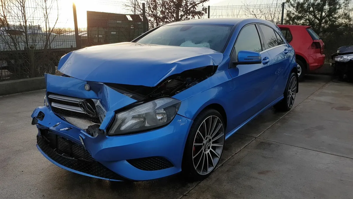 *For parts* Mercedes A-Class, 1.5 dsl 6 speed 2015 - Image 1