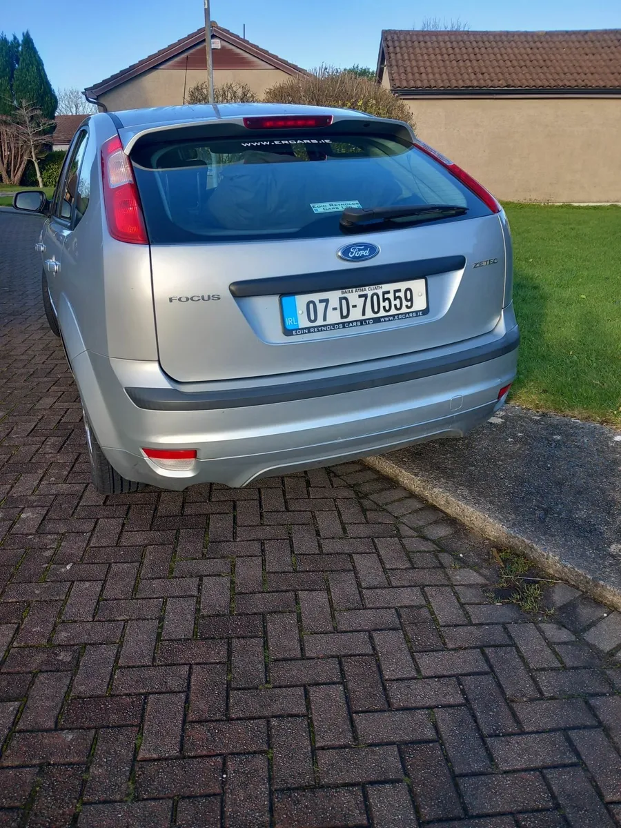 07 FOCUS ZETEC 1.6 PETROL €1750 - Image 2