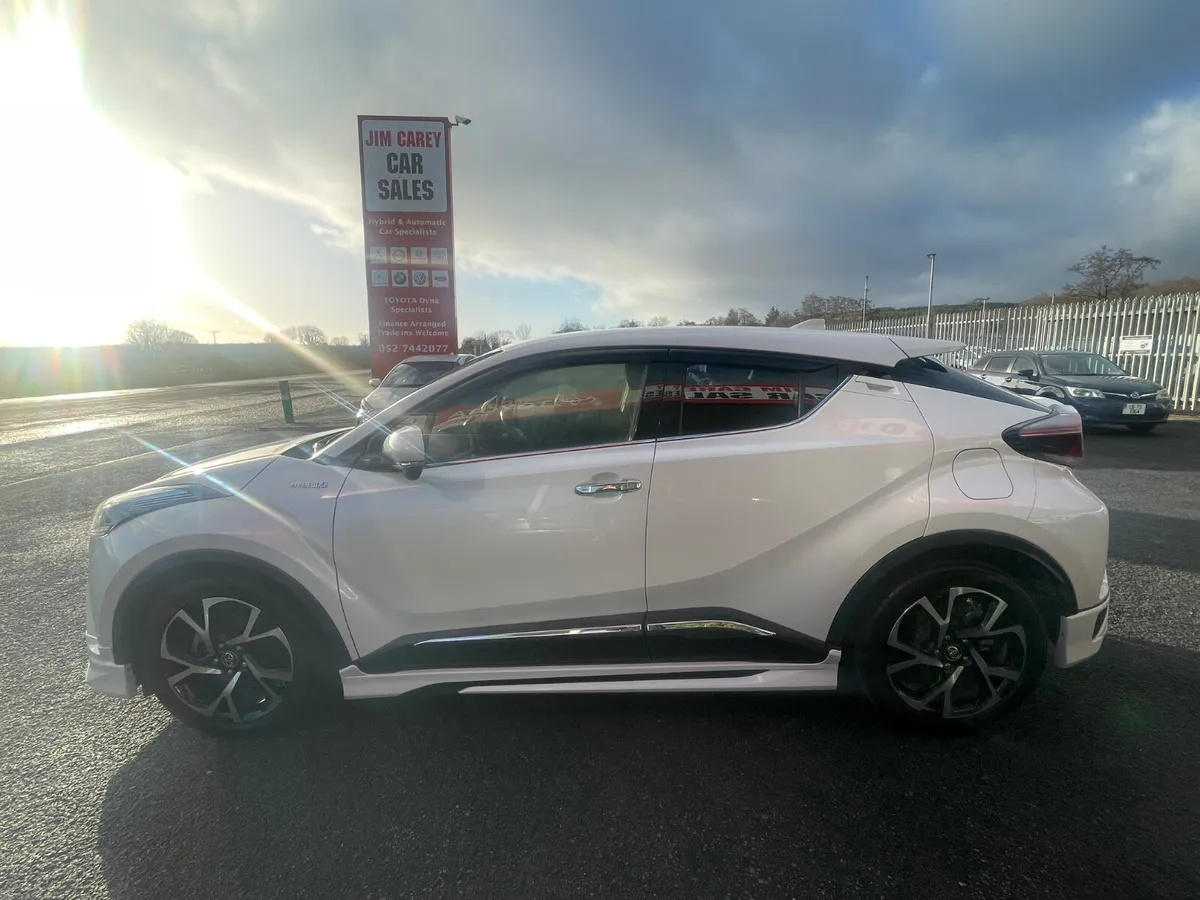 2018-1 Toyota CHR - Image 4