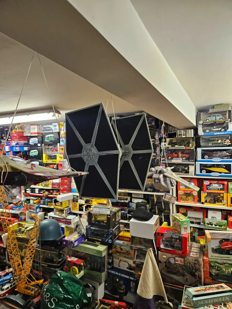 Star Wars Large Tie Fighter
