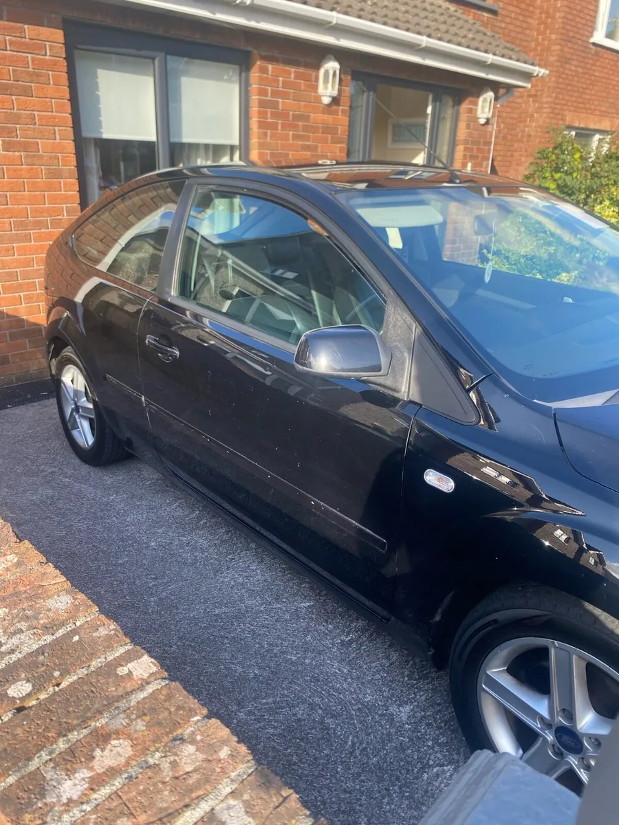 2008 1.6L Ford Focus Zetec - Image 3