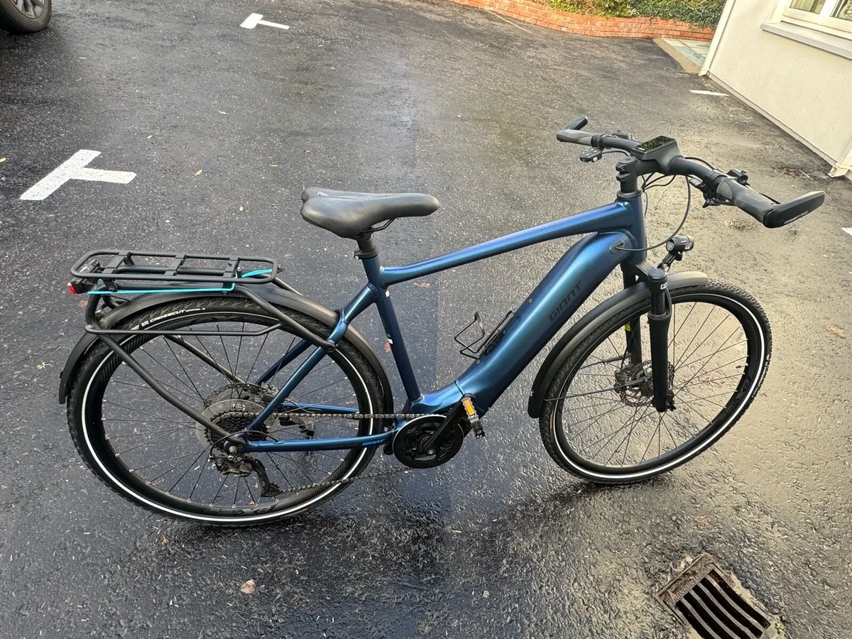 GIANT Explore E+2 electric Bicycle - Image 2