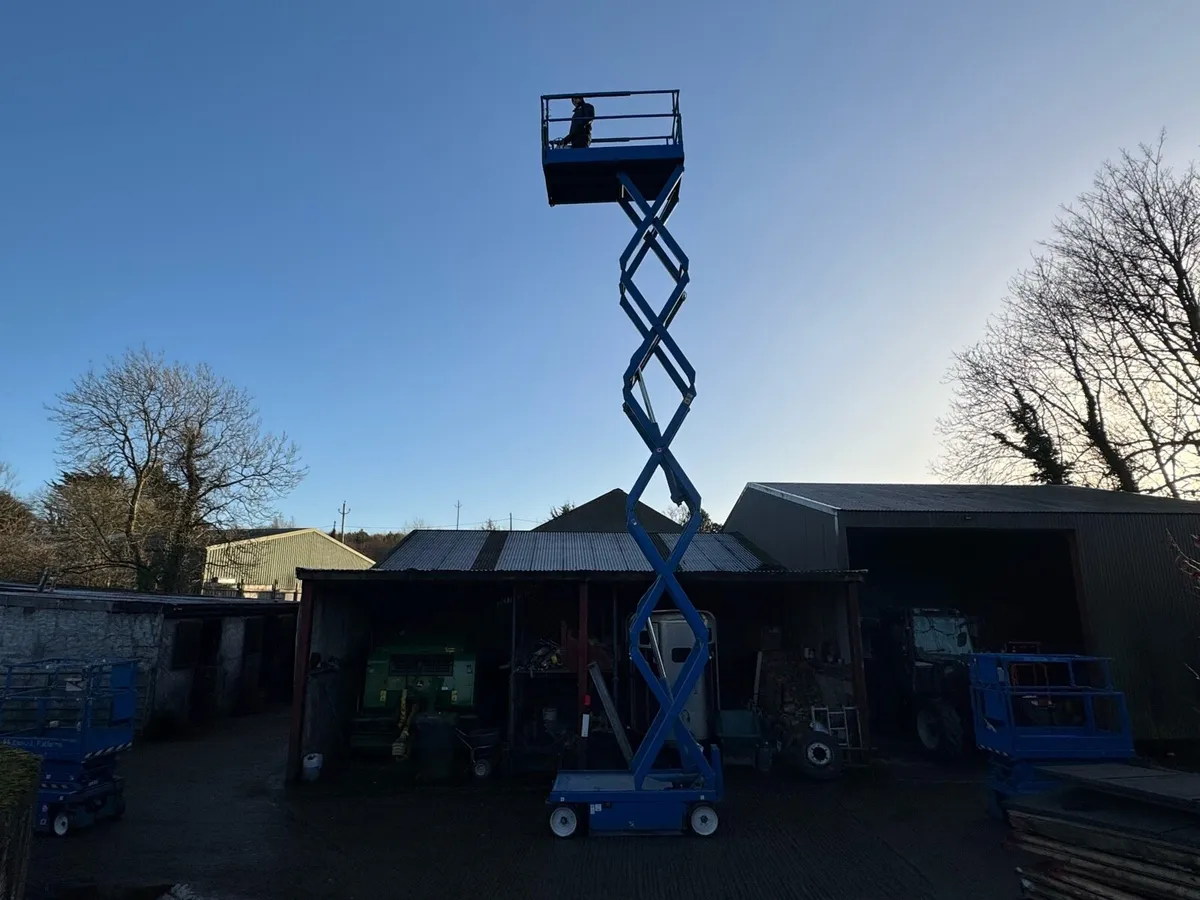 Skyjack scissor lifts 8-12m - Image 3