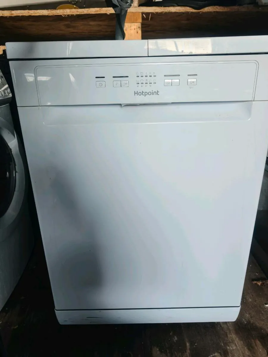 Hotpoint dishwasher 6th sens - Image 1