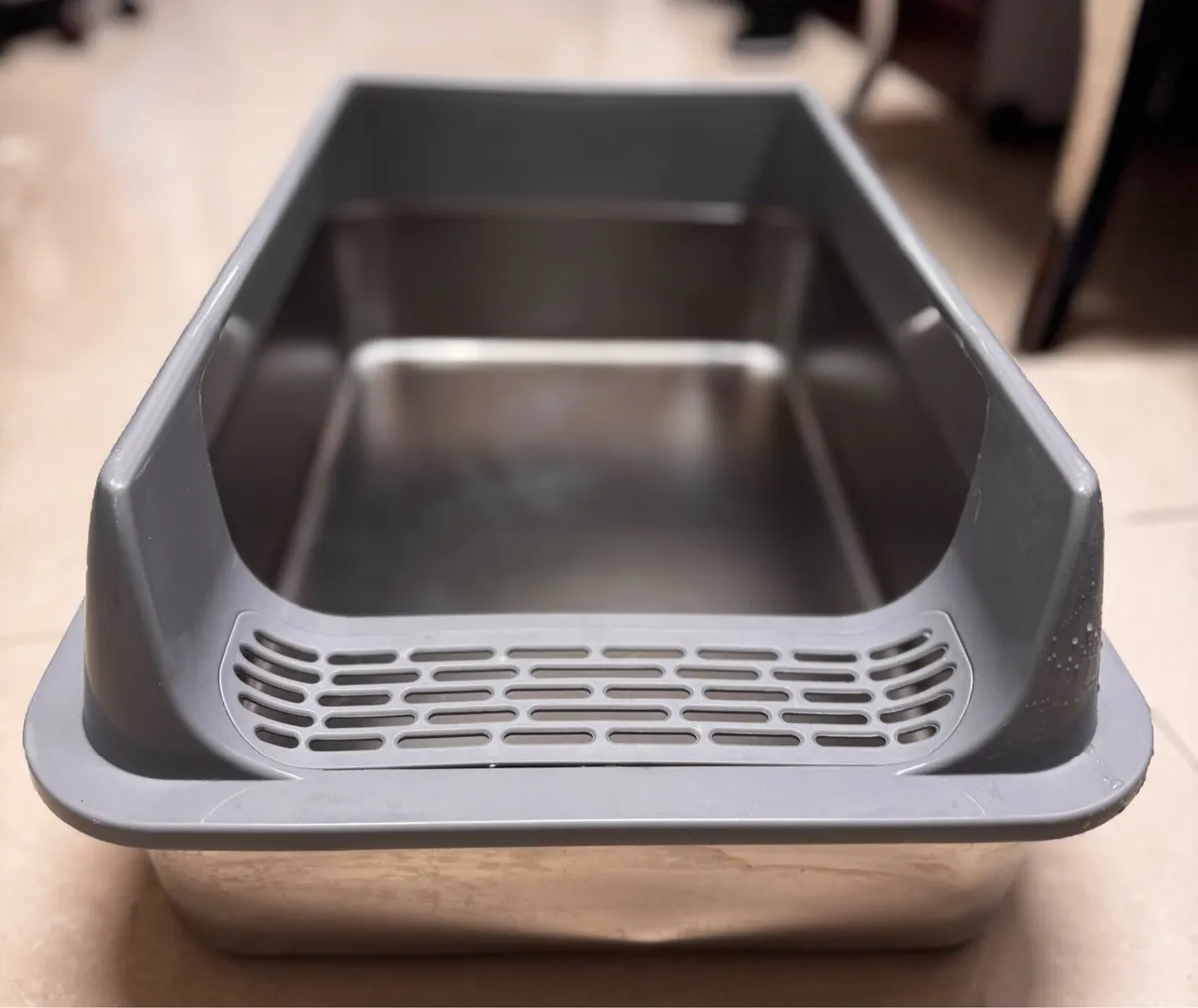 Cat Litter Tray - Image 1