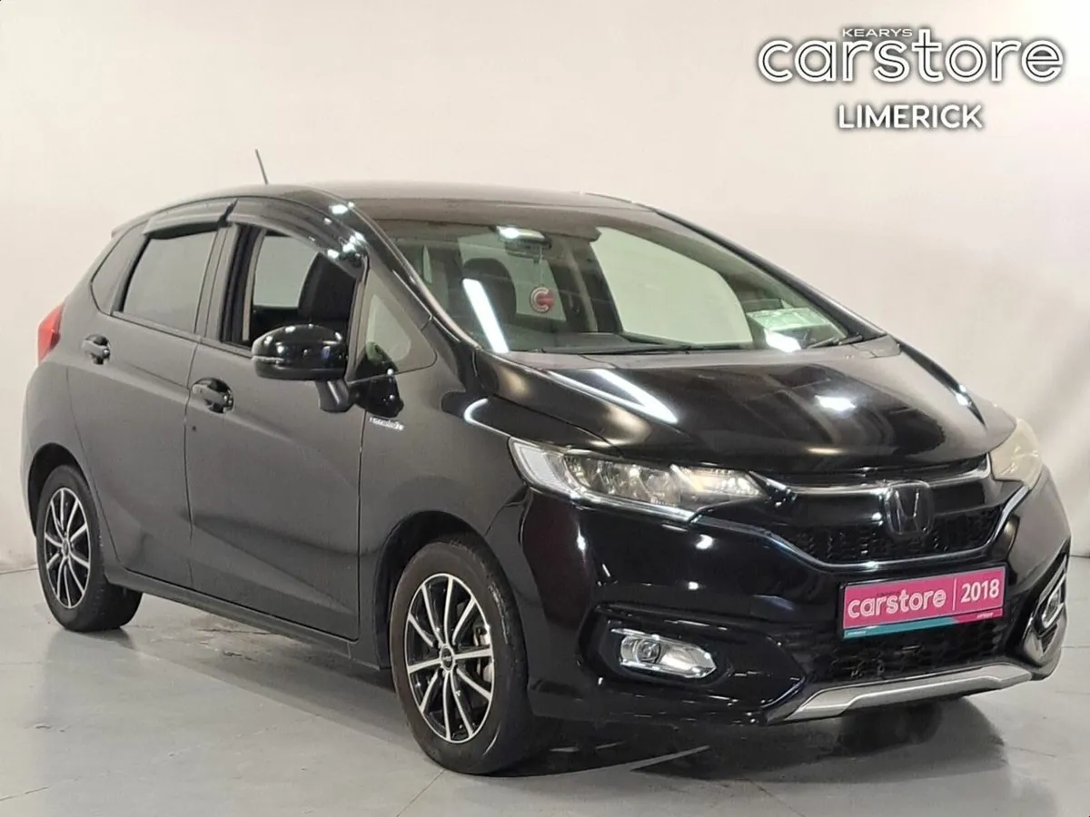 Honda Fit 1.5 HYBRID AUTO - Image 1