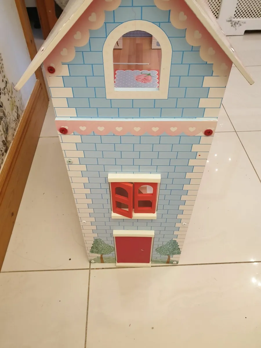 Doll's House - Image 3