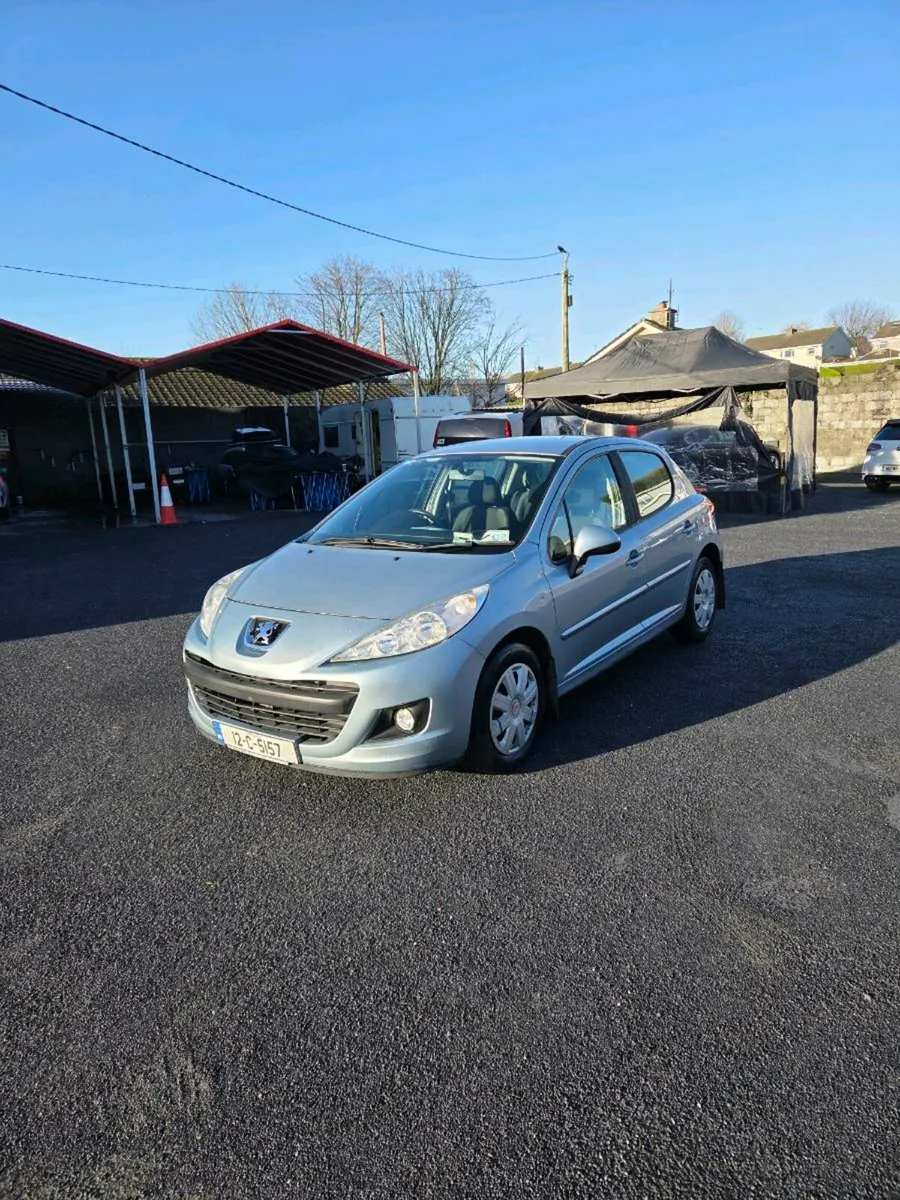 12 PEUGEOT 207 1,4D - Image 3