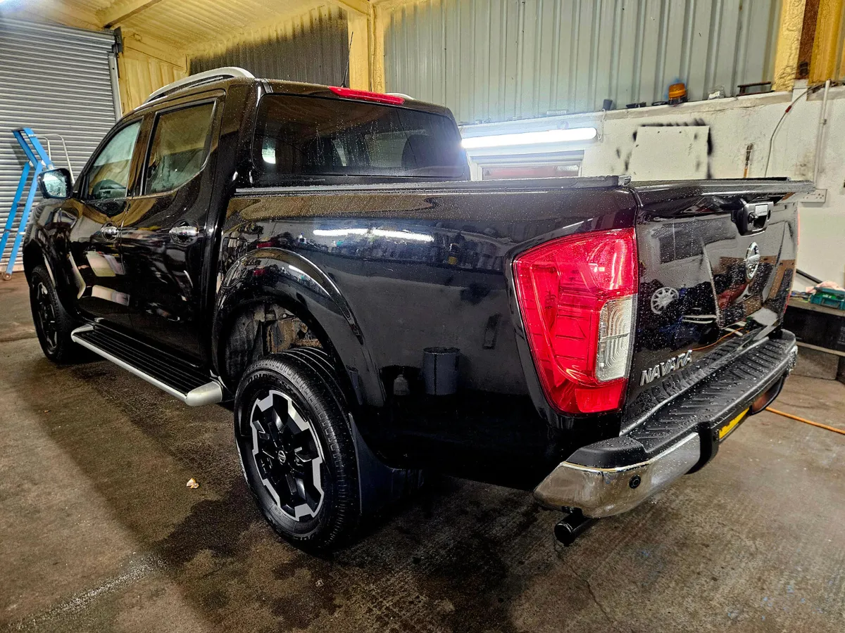 2021 NISSAN NAVARA TEKNA MODEL AUTOMATIC NP300 2.3 - Image 3