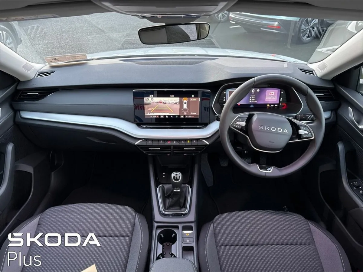 Skoda Octavia Selection 1.5TSI 115HP - Image 2