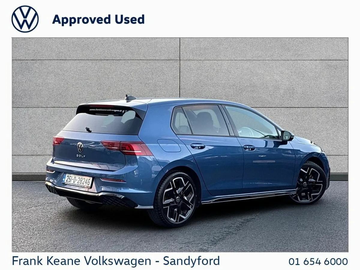 Volkswagen Golf *R-LINE* 1.5TSI 150HP Manual @Fran - Image 3
