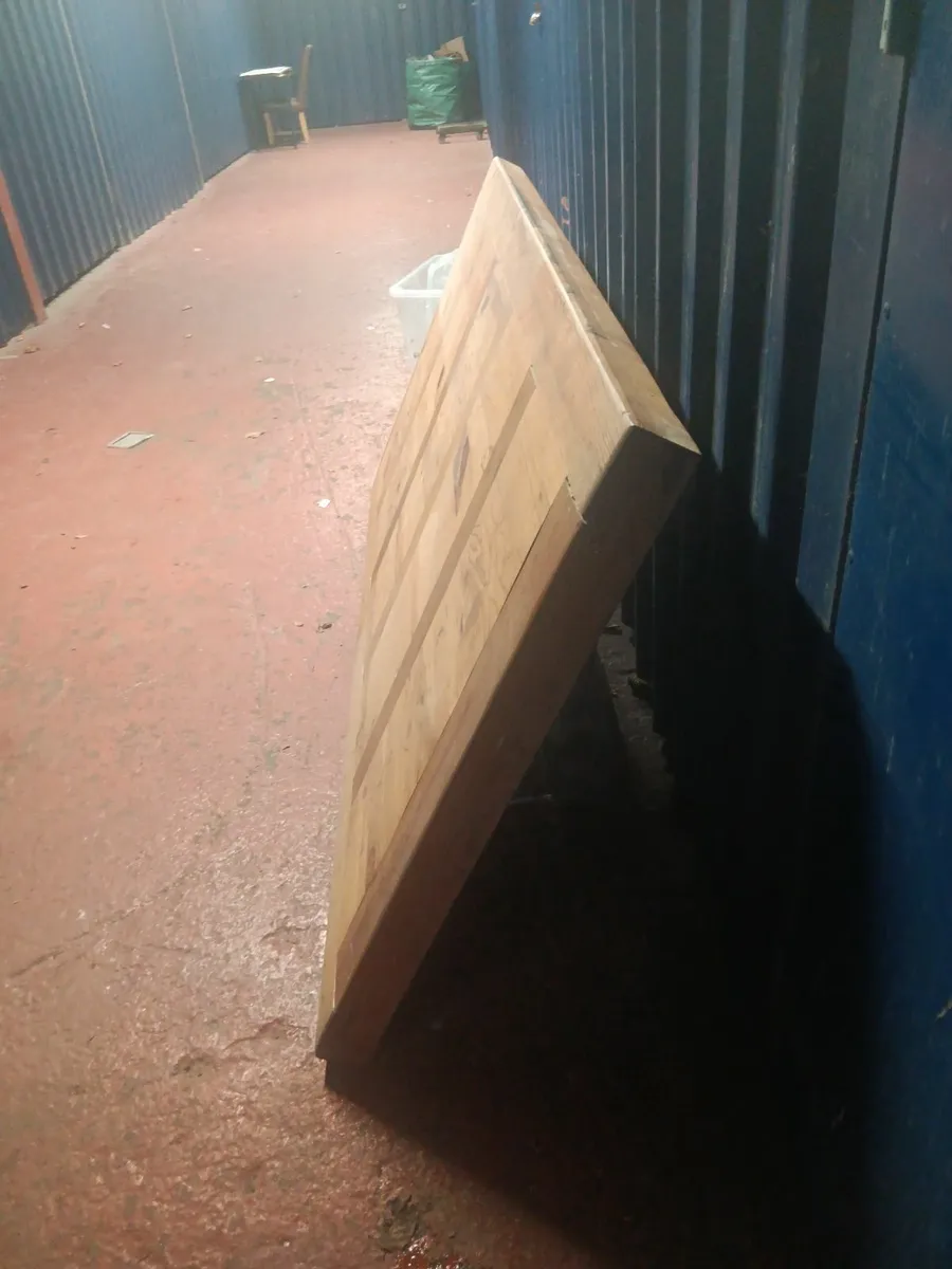 Mexican pine table - Image 3