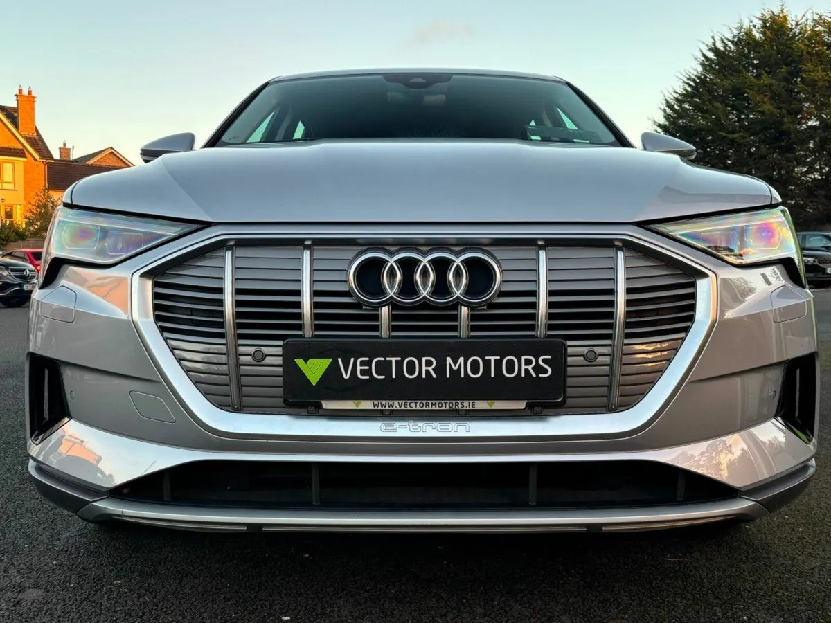 Audi e-tron 55 QUATTRO - Image 3