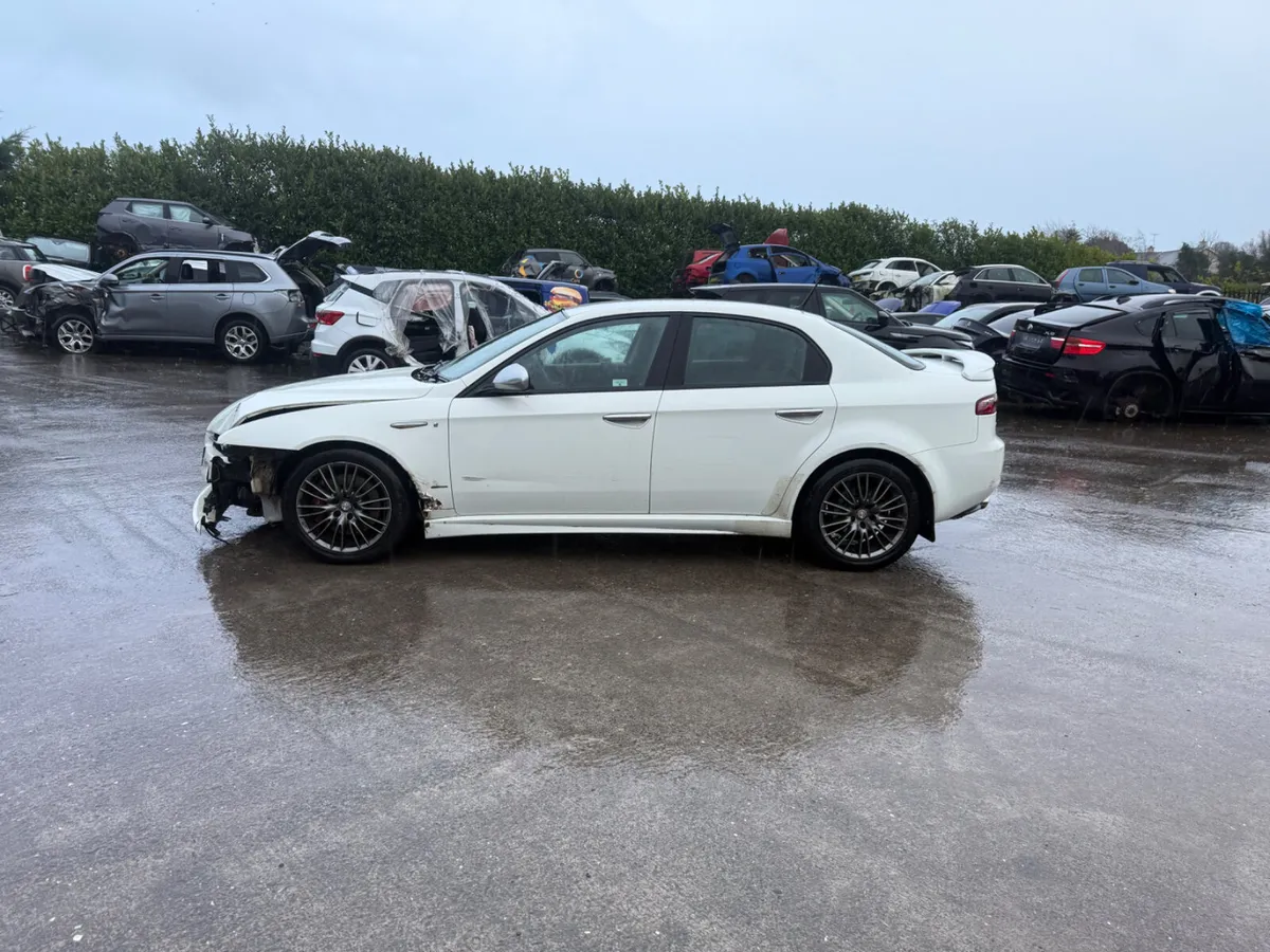 2012 ALFA ROMEO 159  2.0 JTDM  136 - Image 4