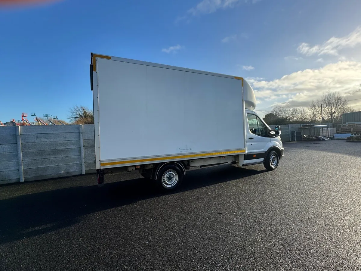 Ford transit Luton - Image 3