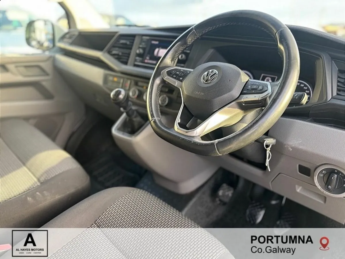 Volkswagen Transporter HIGHLINE T6 30 PVL LWB 2.0 - Image 2