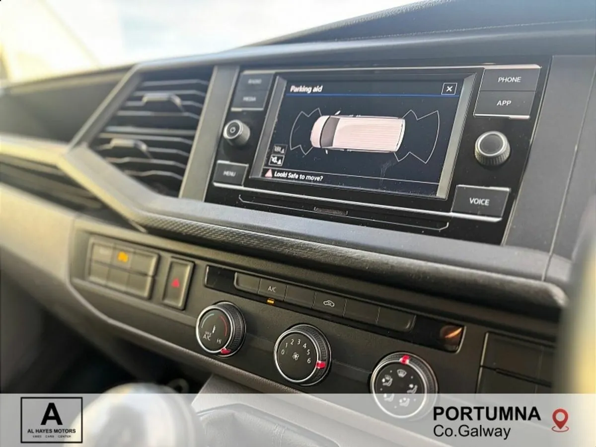 Volkswagen Transporter HIGHLINE T6 30 PVL LWB 2.0 - Image 4