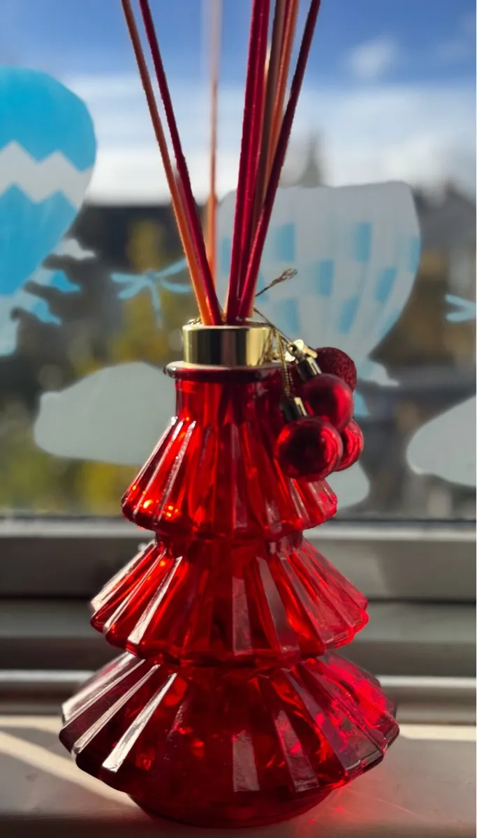 Christmas Diffuser - Image 1
