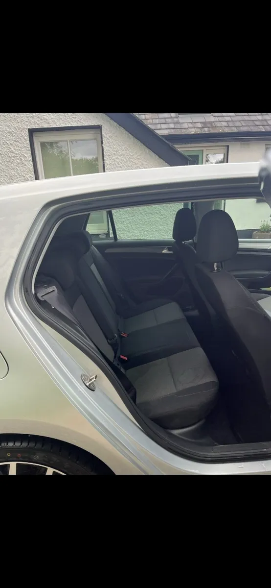 Volkswagen Golf 2015 - Image 2