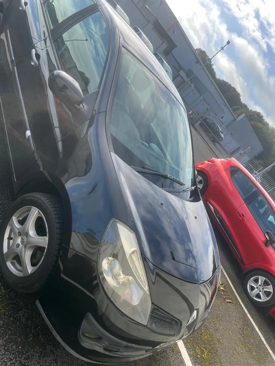 Renault Clio 2010 - Image 4