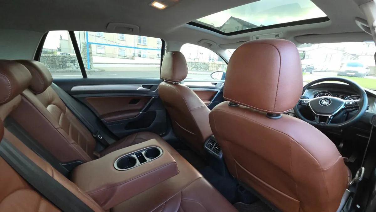 2015 VW Golf | Max Spec|Sunroof| New NCT| 65K only - Image 3