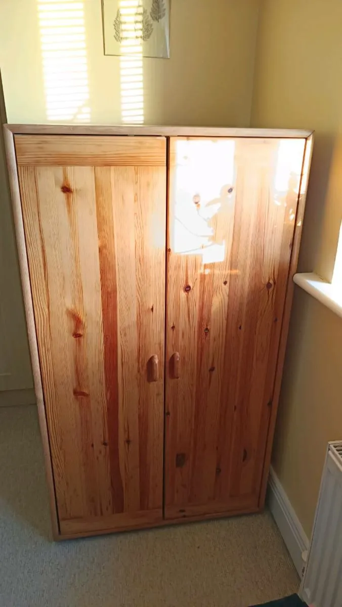 Wooden wardrobe - Image 3