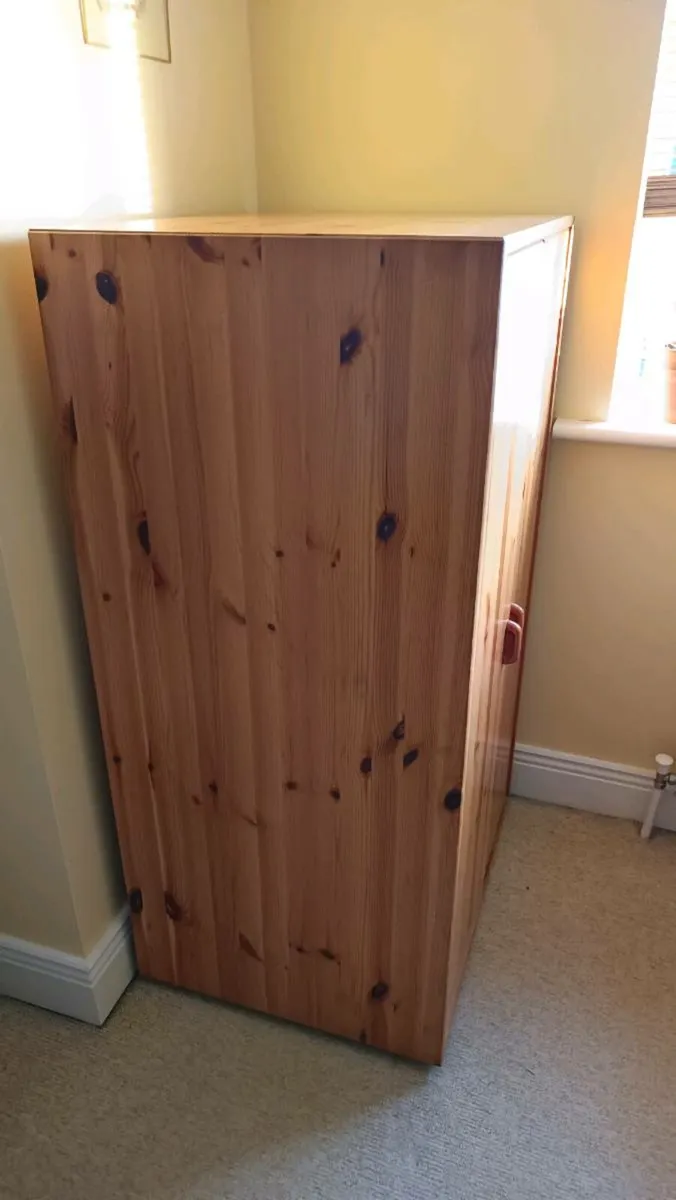 Wooden wardrobe - Image 4