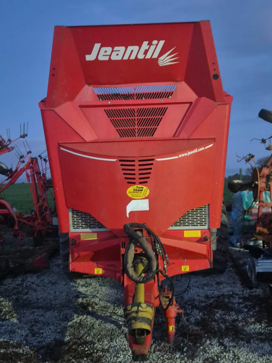 Jeantil  dung spreader - Image 4