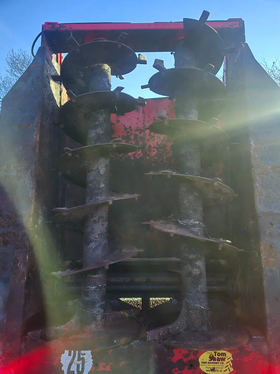 Jeantil  dung spreader - Image 3