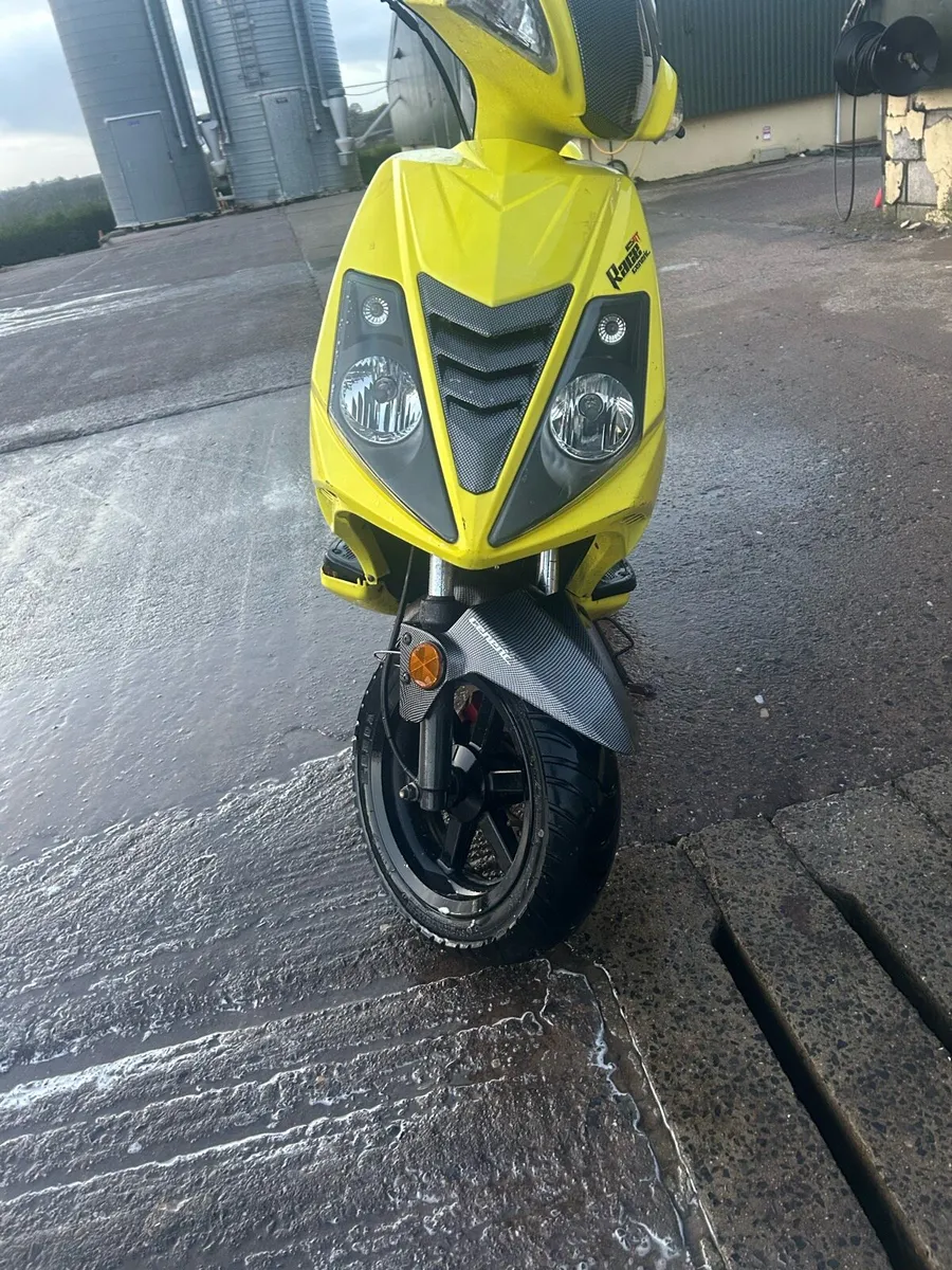 Scooter 125cc - Image 4