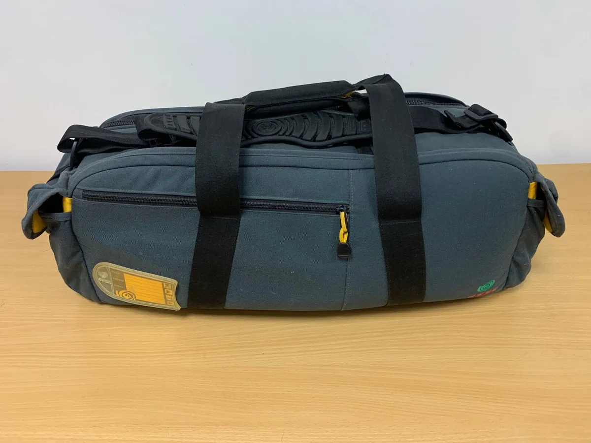 Canon XHA1 HDV Video Camera Kit - Image 3