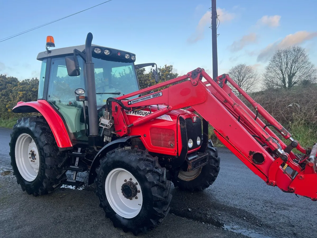 Massey Ferguson 6455 - Image 1
