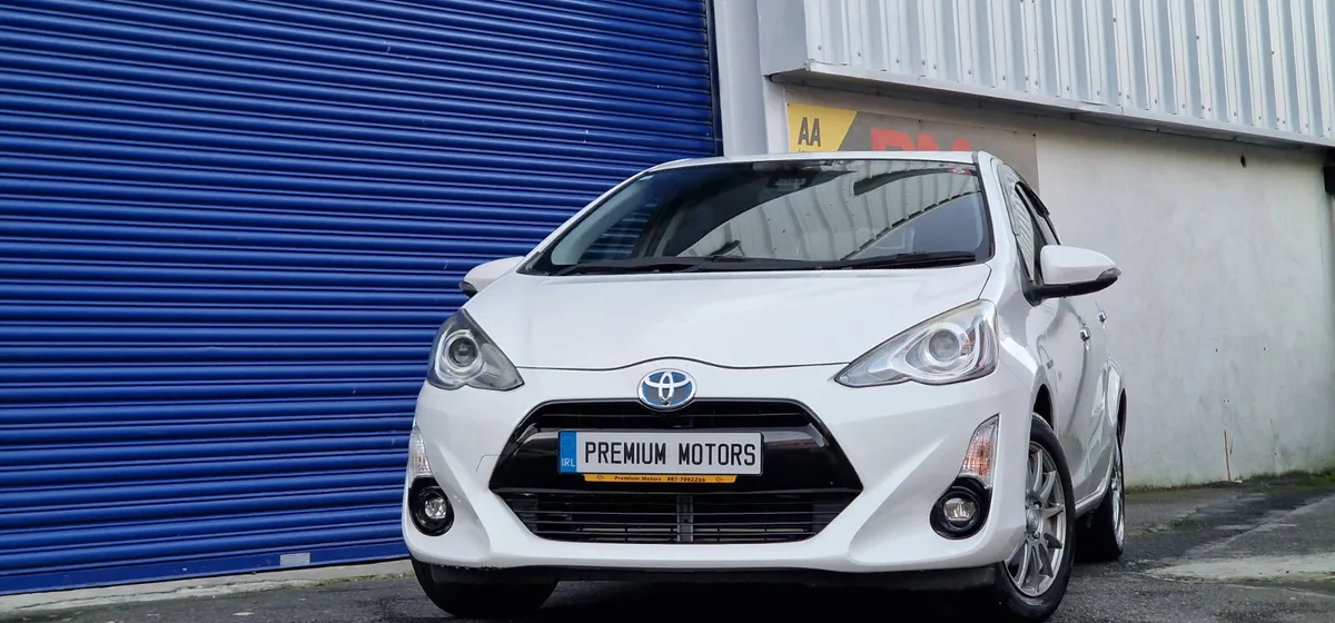 Toyota Aqua Automatic push start - Image 1