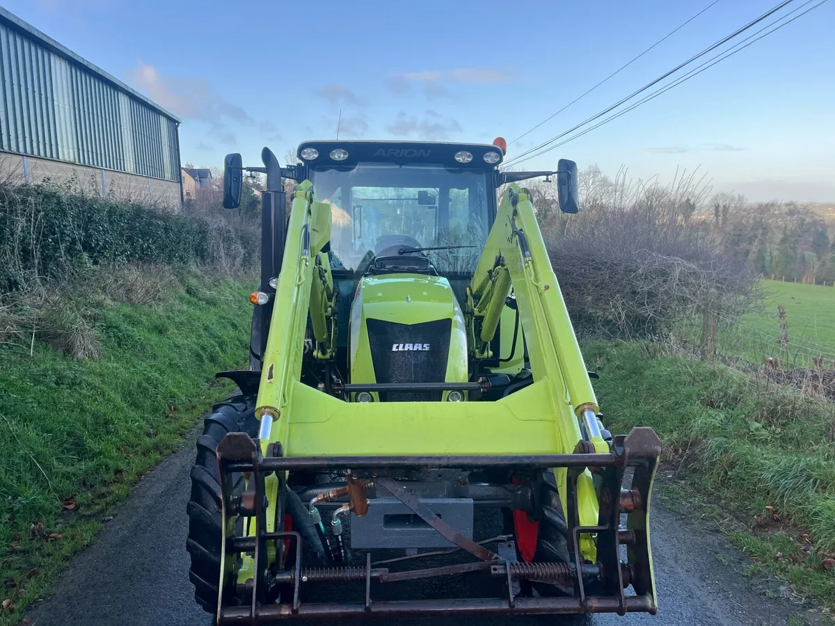 Claas Arion 520 - Image 3