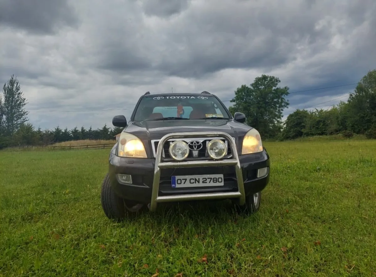 Toyota Land Cruiser 2007 - Image 2