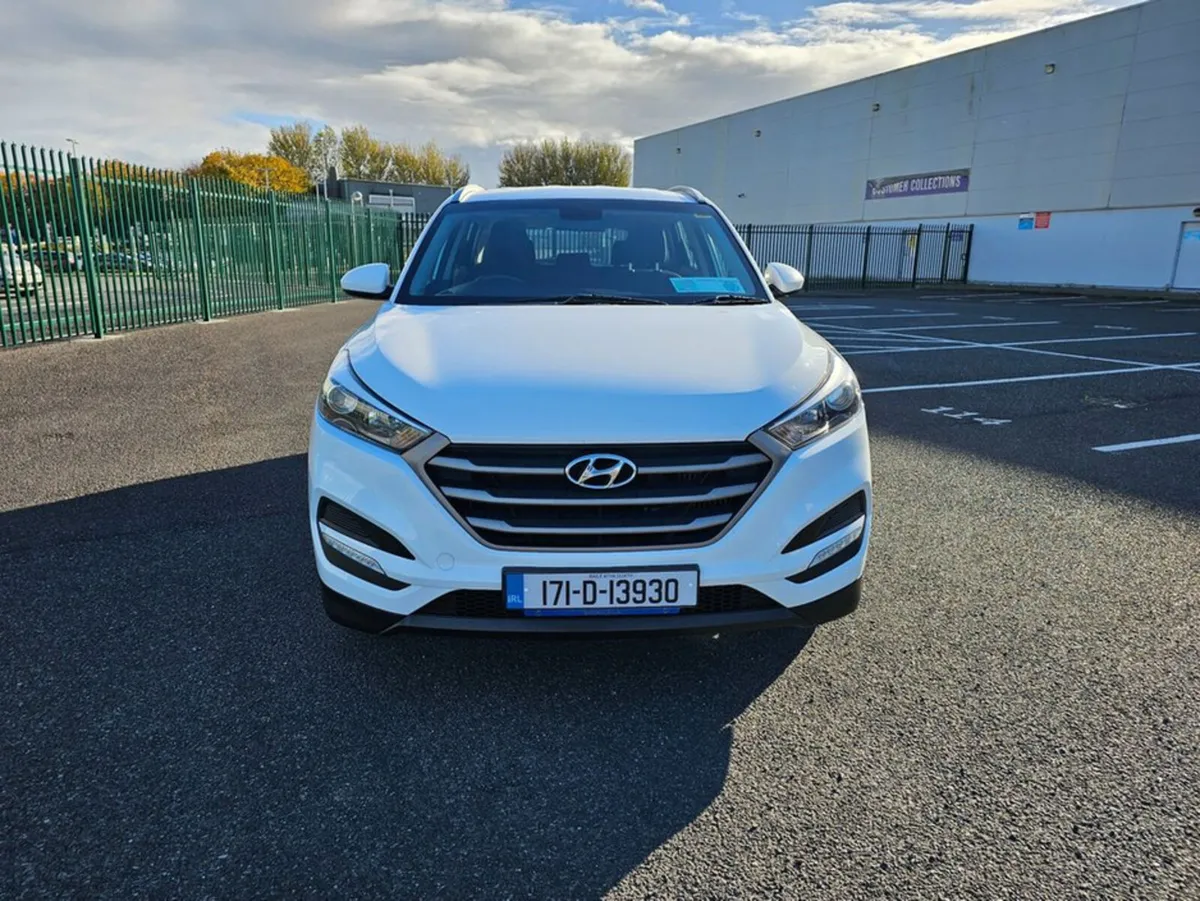 Hyundai Tucson 1.7 CRDI, COMFORT MODEL, LOW MILEAG - Image 3