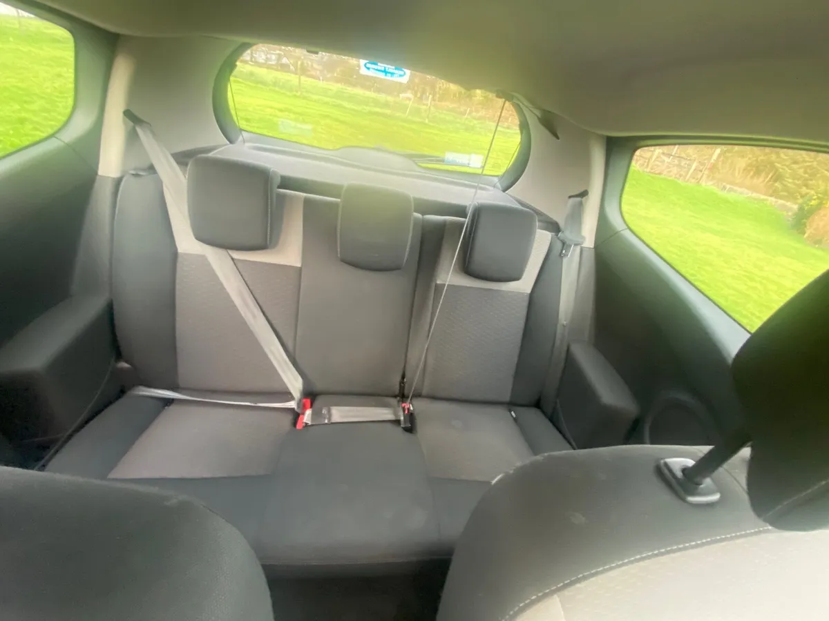 Renault Clio 2011 - Image 3