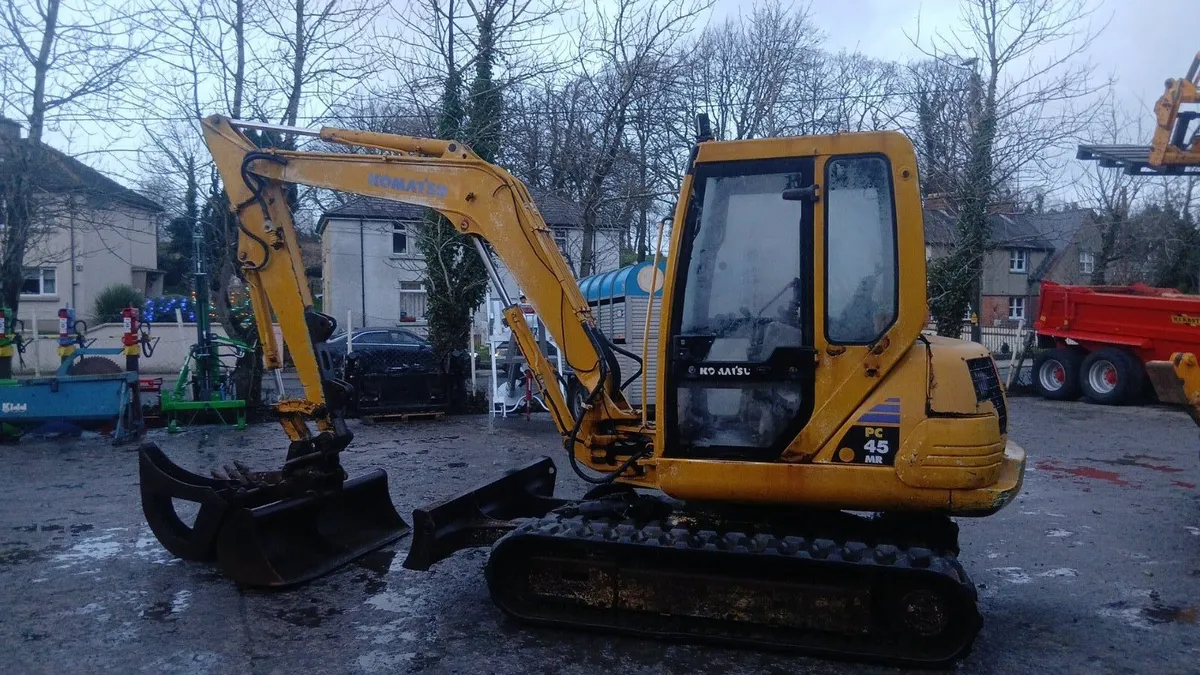 Komatsu 4.5 Ton - Image 2