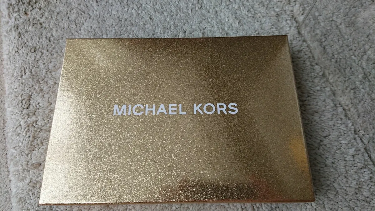 Michael Kors Wristlet Bag - Image 2