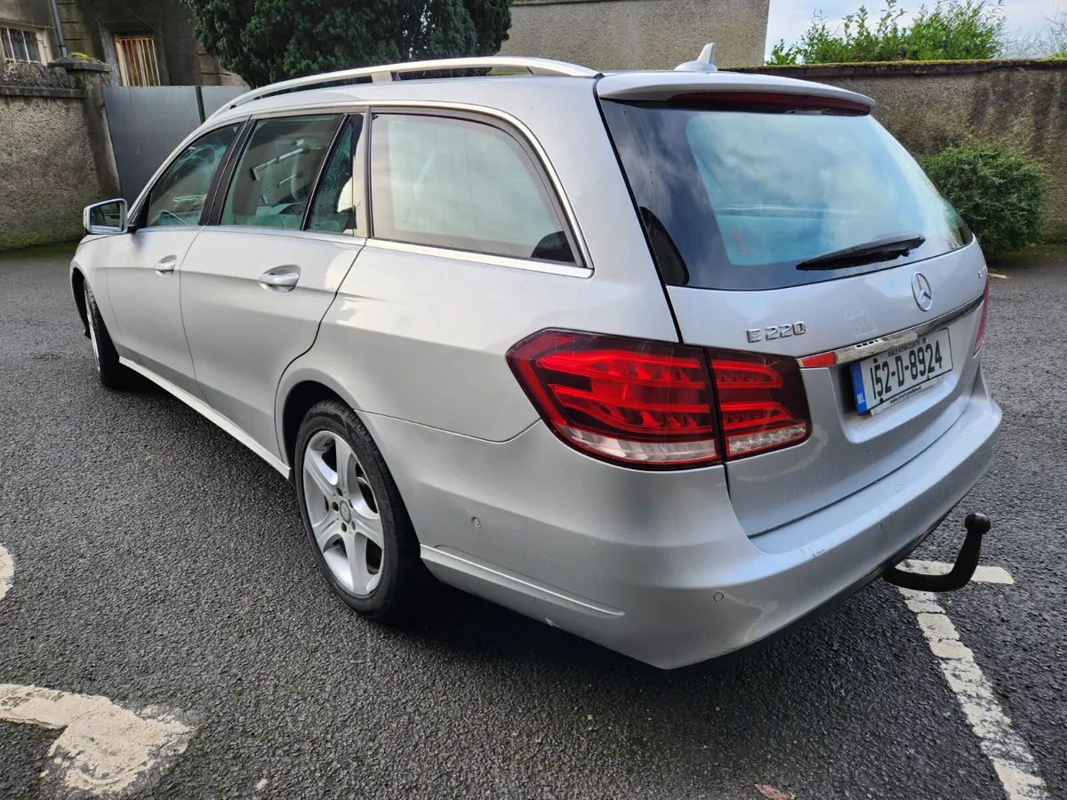 Mercedes-Benz E-Class 2015 - Image 3