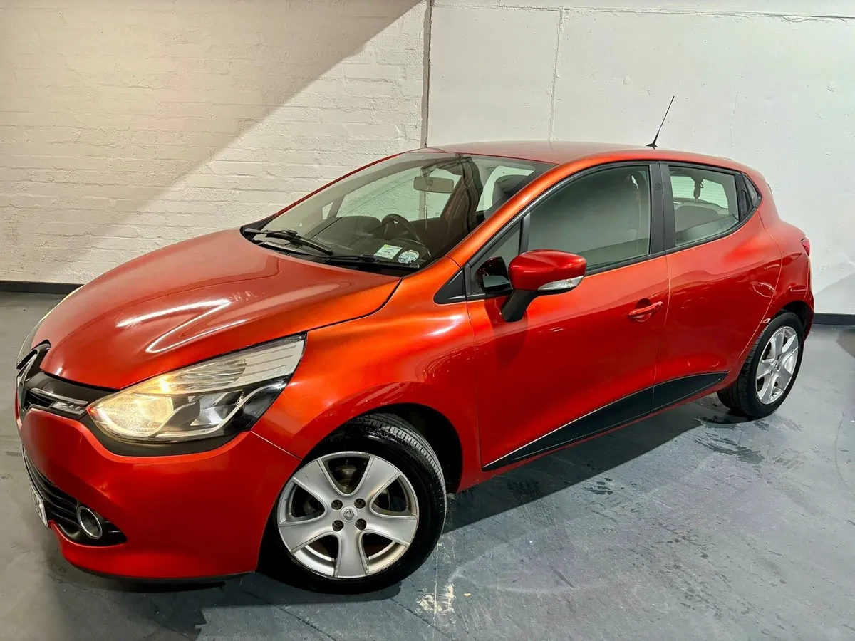 RENAULT CLIO 1.1 PETROL MANUAL NCT 02/26 TAX 12/25 - Image 3