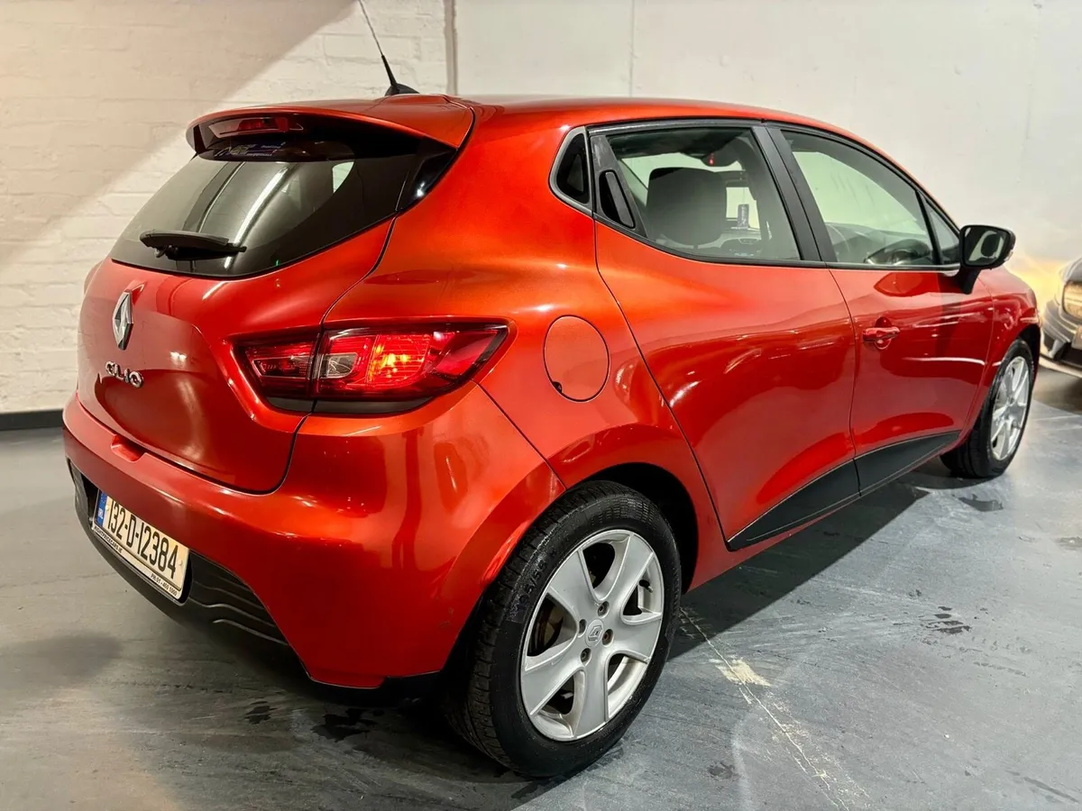 RENAULT CLIO 1.1 PETROL MANUAL NCT 02/26 TAX 12/25 - Image 4